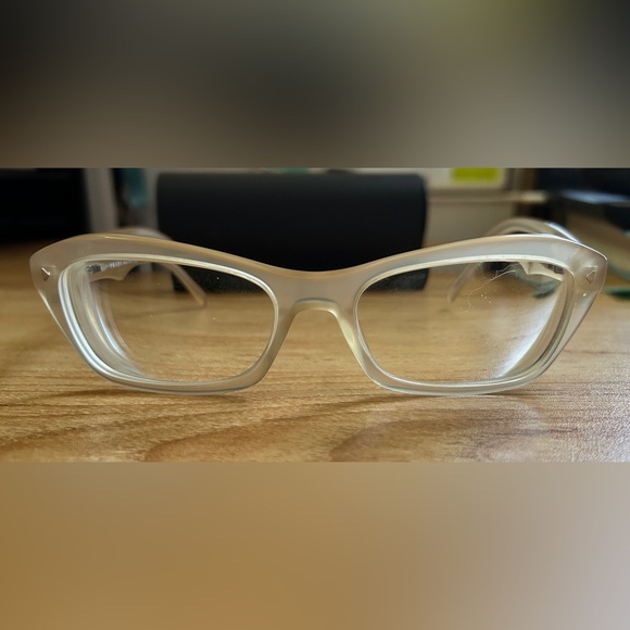 RARE translucent beige PRADA eyewear - Picture 3 of 13